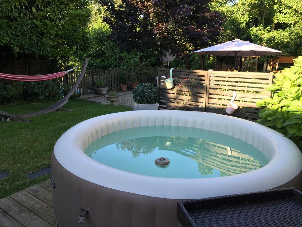 Domaine Des Deux Cedres Bed & Breakfast Gauriac Bagian luar foto