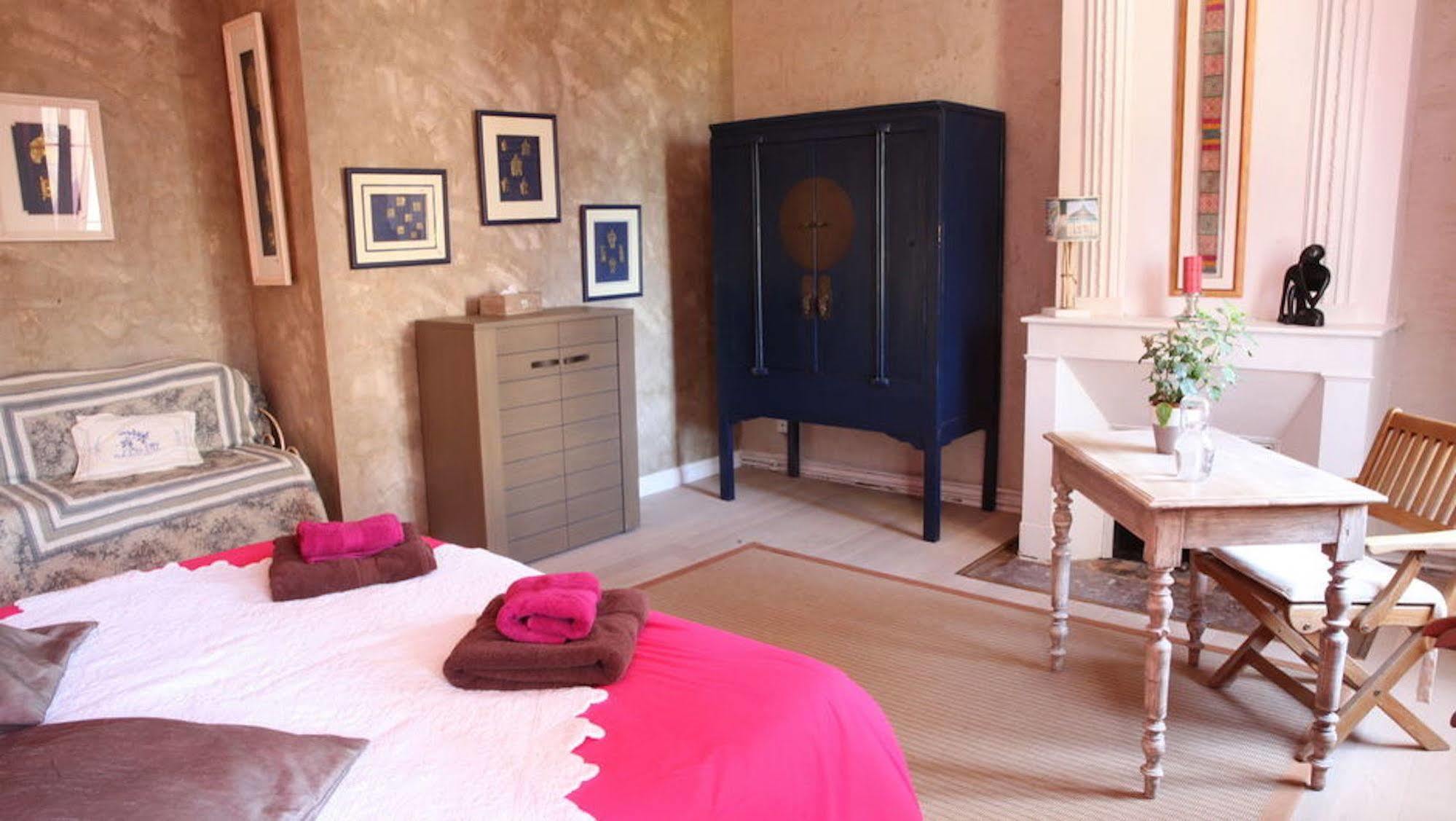 Domaine Des Deux Cedres Bed & Breakfast Gauriac Bagian luar foto